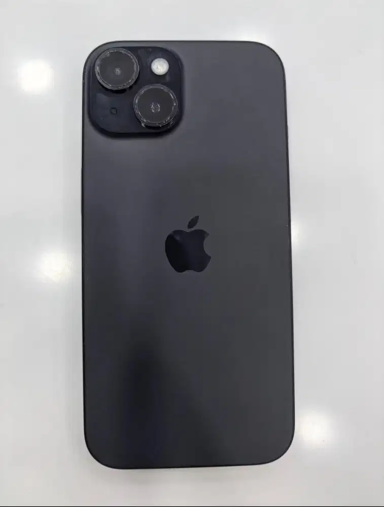 apple iphone 15 128 GB black