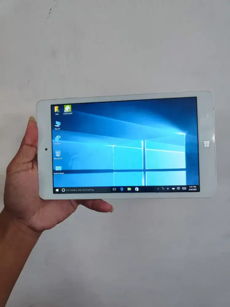 Tab Dual OS Android dan Windows 10 Chuwi Hi8 Pro