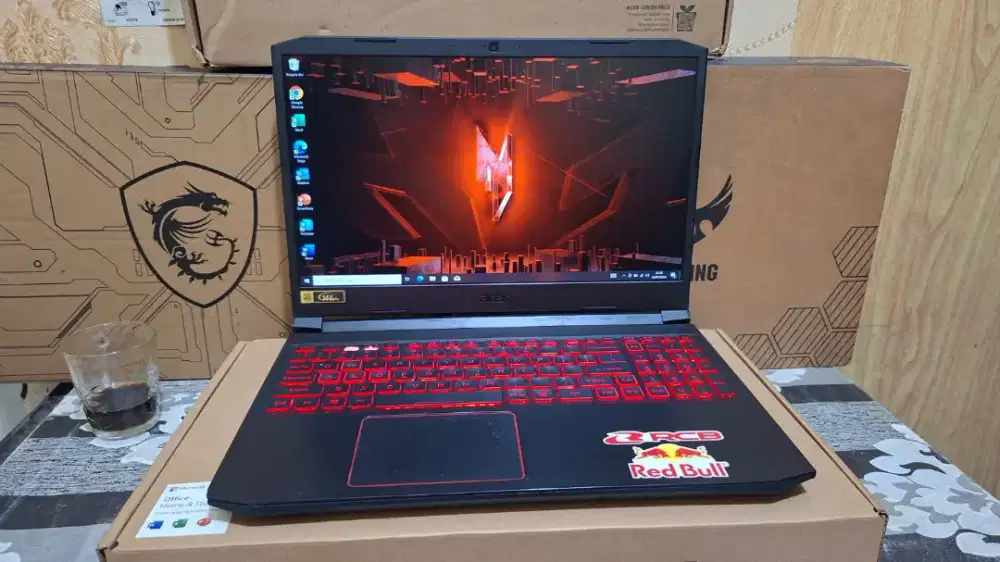 Laptop Acer Nitro AN515-55 • CORE I5 GEN10 •8GB •256 GB •RTX 3050