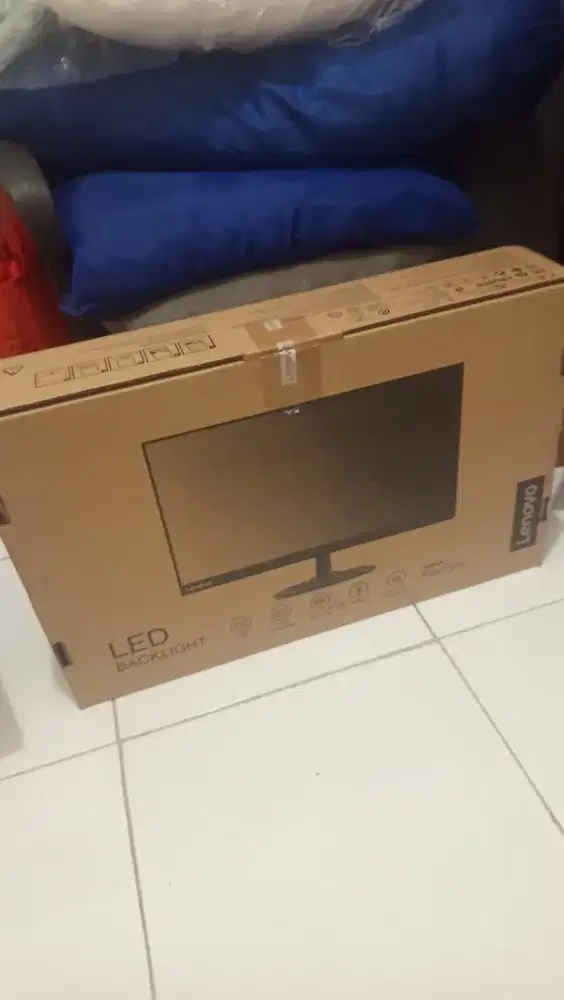 Jual 2 monitor Merk Dell Dan Lenovo