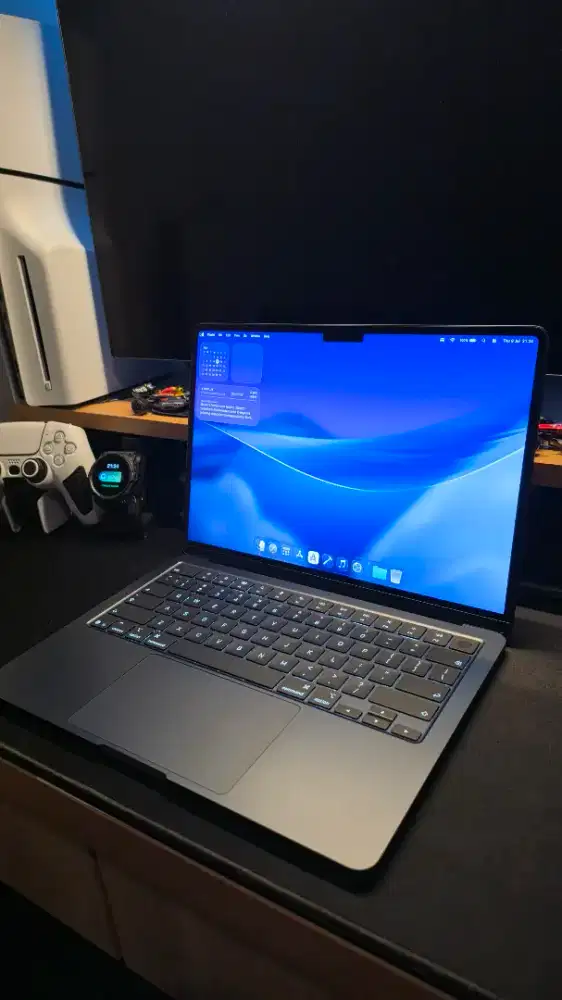 Macbook Air M5 16/512gb iBox Like New