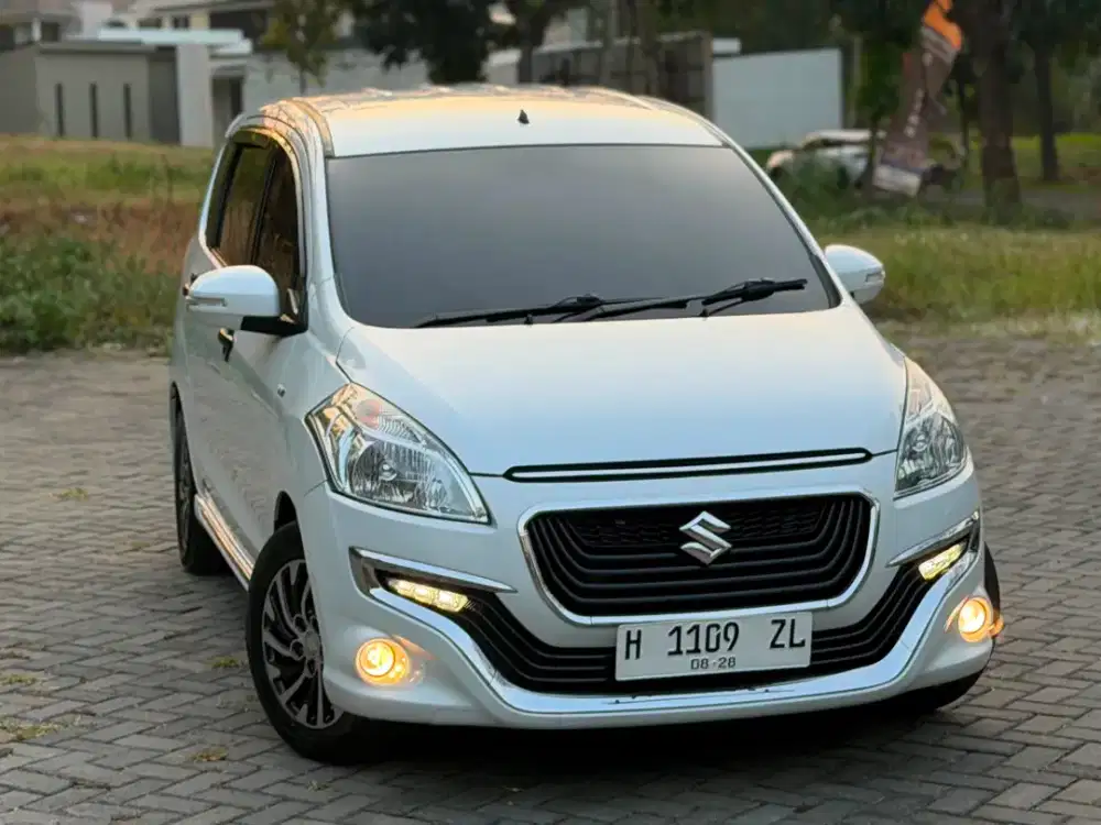 SUZUKI ERTIGA 1.4 DREZA 2017 MATIC