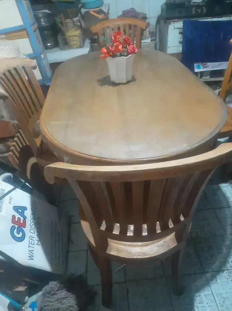 1 Set Meja Makan Kayu Jati 7 Kursi Kondisi Bagus