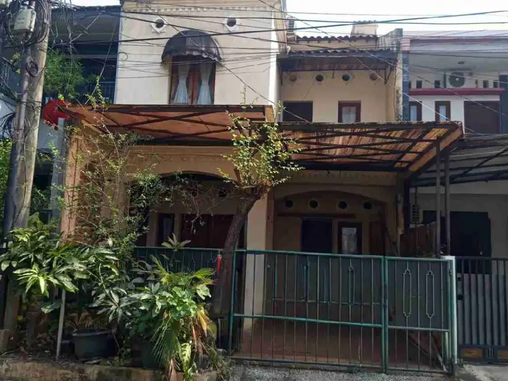 Dijual Cepat Rumah 2 Lantai Murah
Villa Bintaro Regency
Pondok Aren, Tanggerang Selatan.