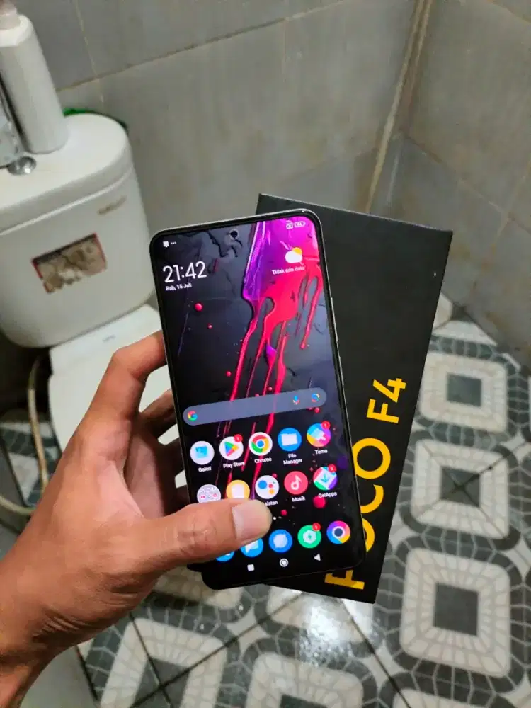 POCO F4 5G 8/256 SECOND LIKE NEW