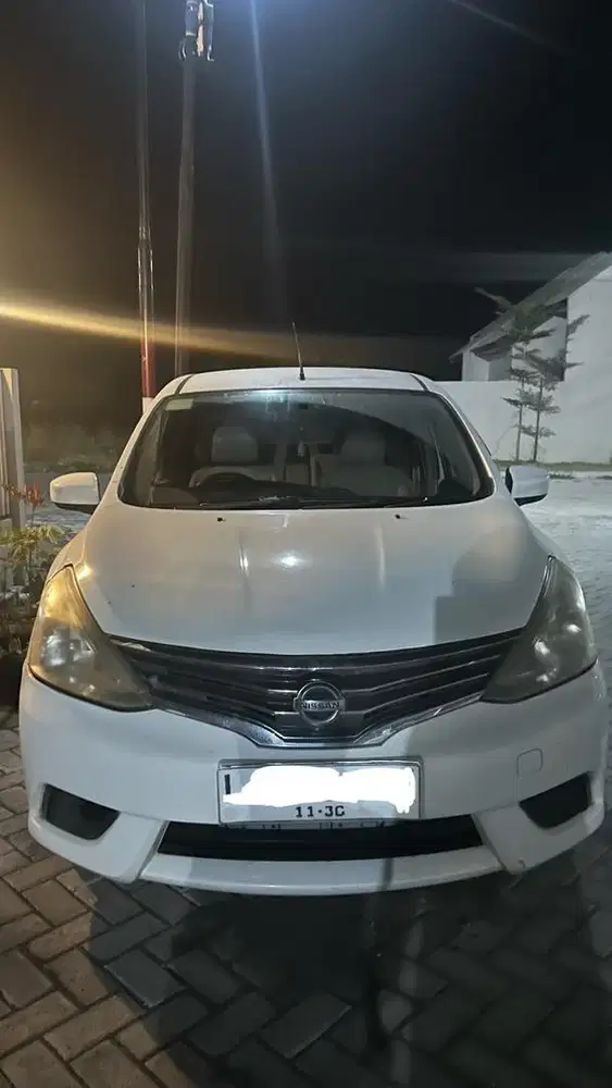 Grand livina 1.5SV matic 2014
