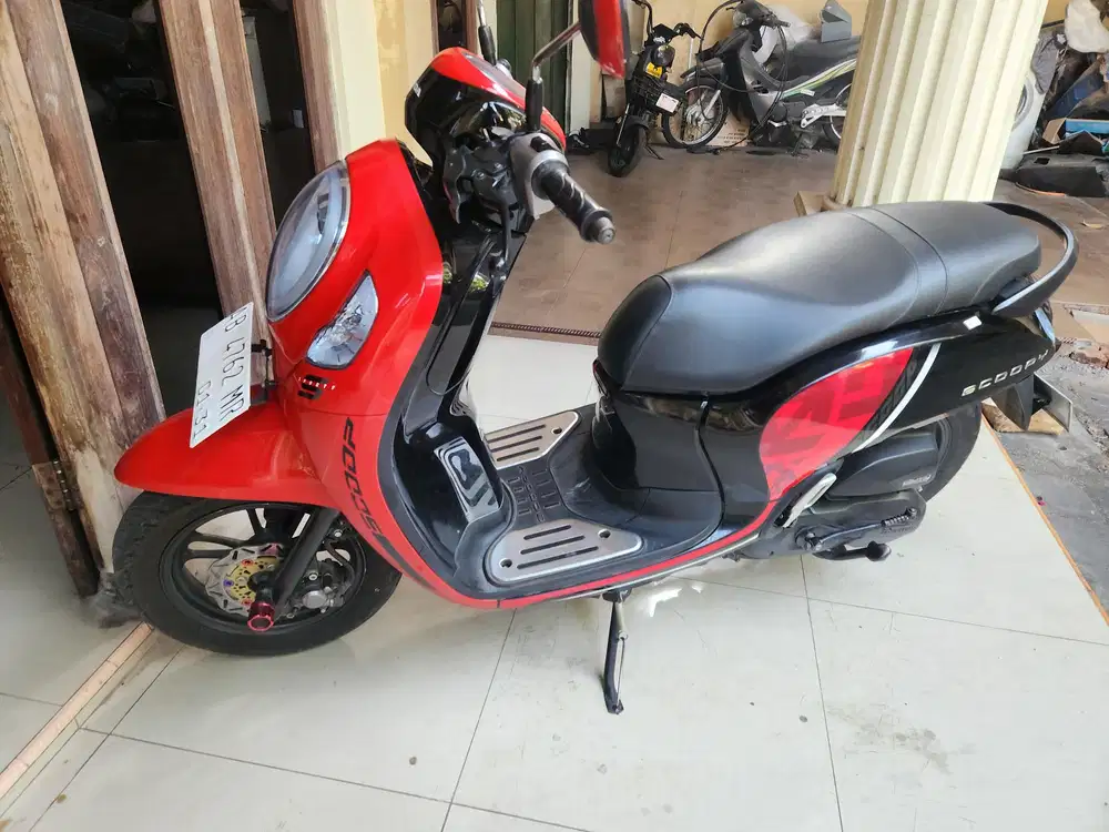 Scoopy hitam merah 2021 awal odometer ceper Gbm