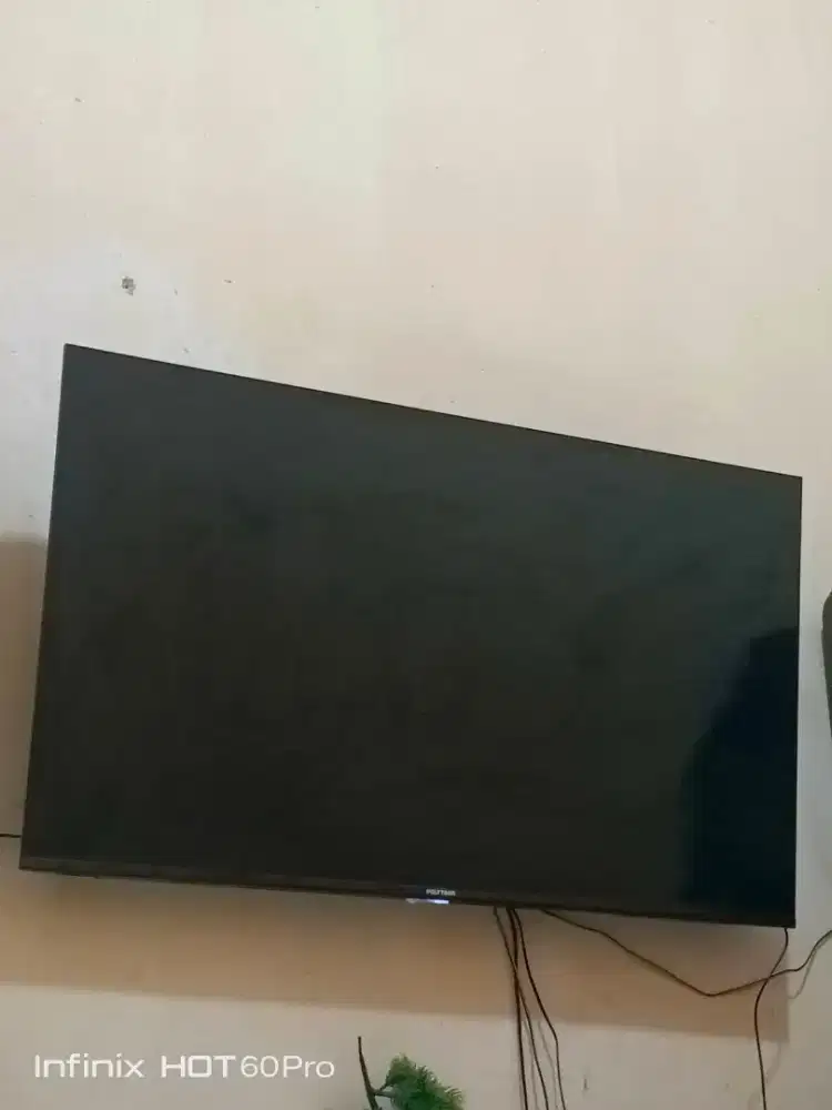 Tv Polytron 43inc 4K Ultra HD tv only+ faktur pembelian