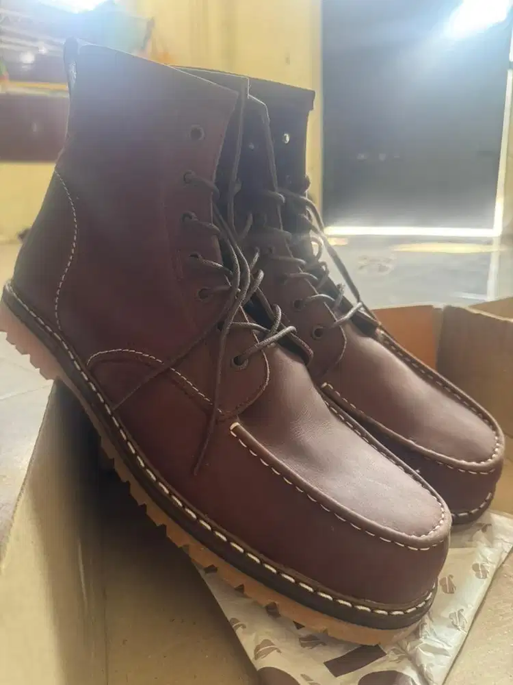 sepatu kulit merk bradleys