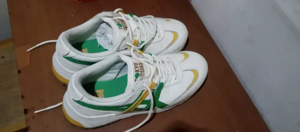 ONITSUKA TIGER TOKYO. Sepatu Cewek | Size 38. (Kondisi Bekas)