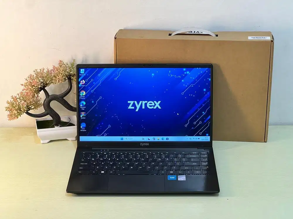 Zyrex NoteBook Ultra N100 RAM 8 SSD 384 GB Fullset No Minus