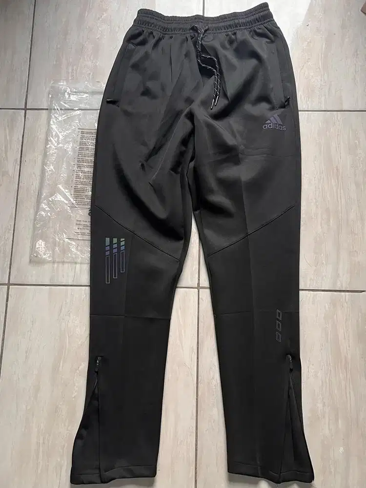 Adidas Celana olahraga