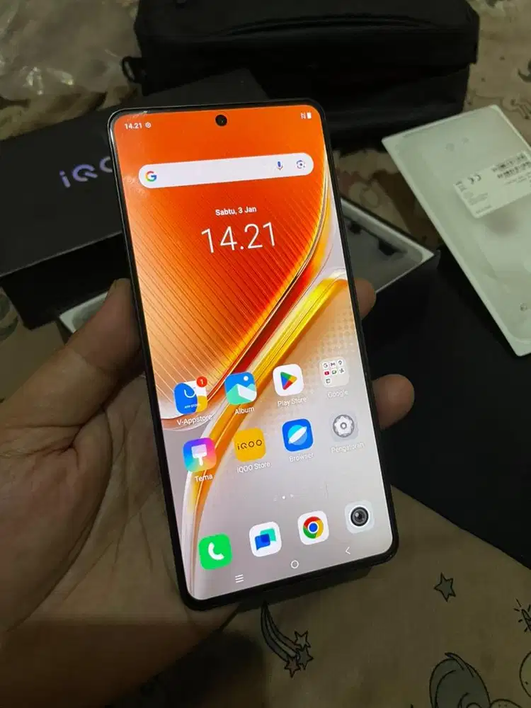 iQoo neo 10 16/512gb lengkap