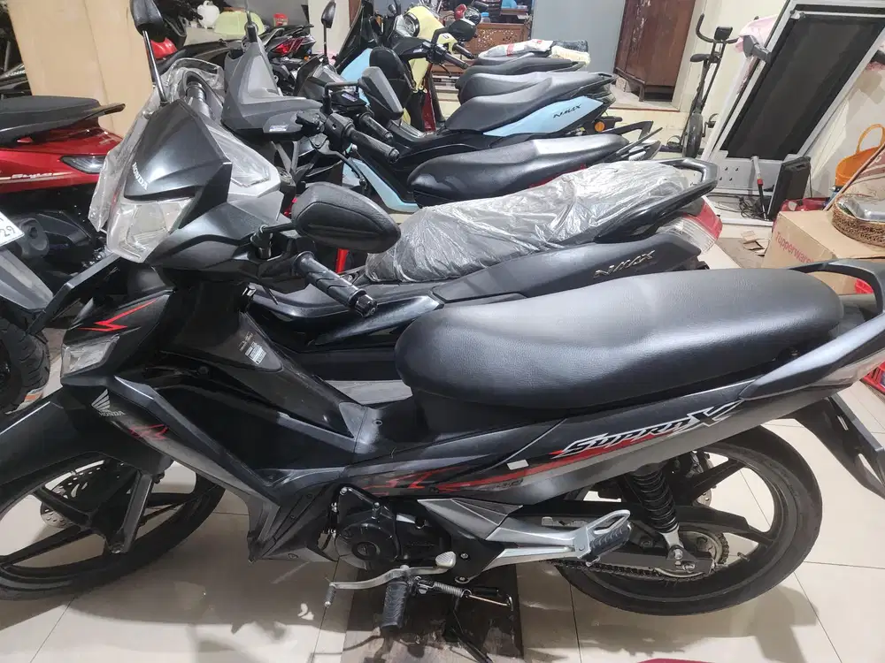 Supra x 125 cw  f1 hitam 2018 Gbm
