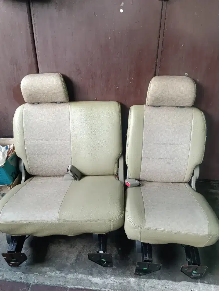 Jok apv arena bagian tengah dan belakang