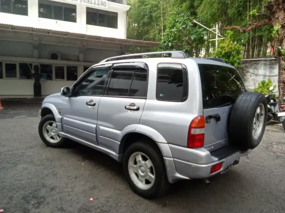 Suzuki Grand Escudo 2.0 Th.2001