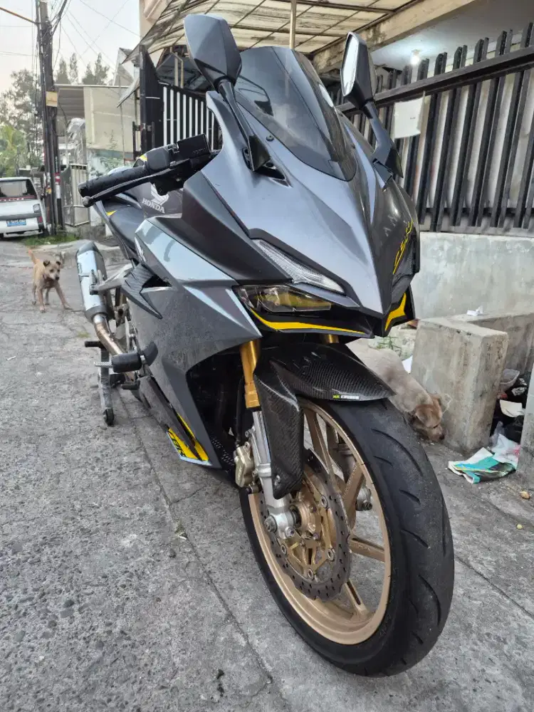 CBR 250RR Grey Non ABS 2016