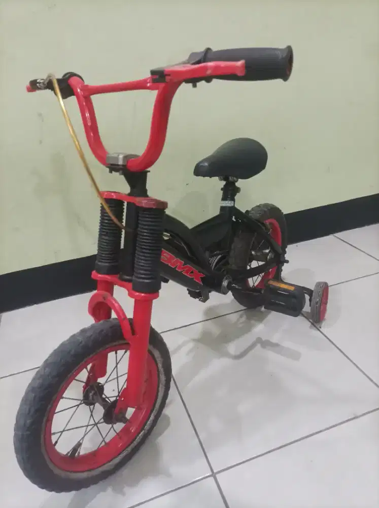 Sepeda BMX anak