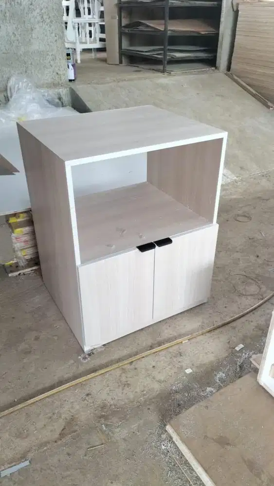 Lemari Dapur / Kabinet Oven Custom Minimalis – Kondisi Sangat Baik