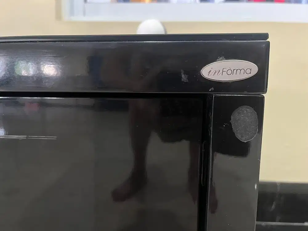 Meja TV INFORMA