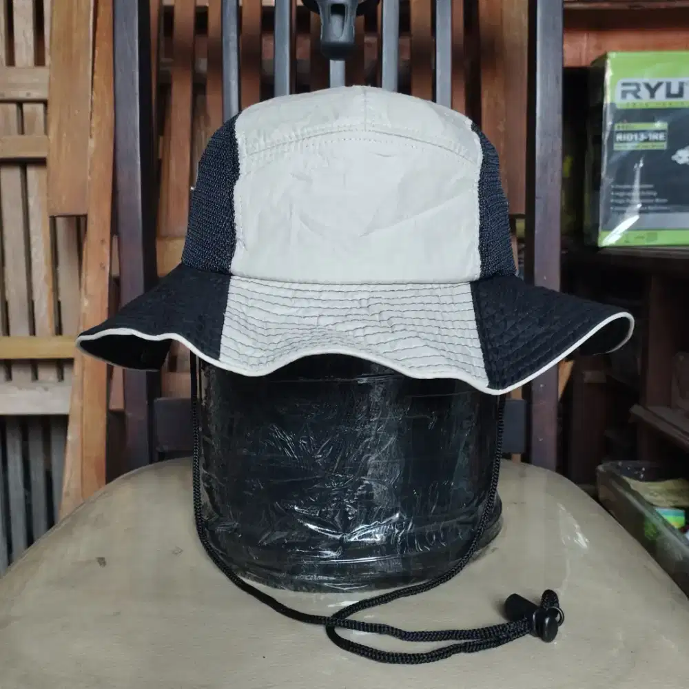 Topi Rimba 2 Warna