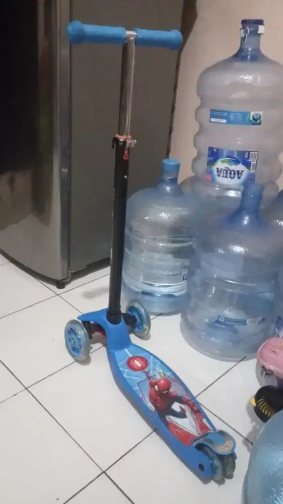 Dijual scooter bekas rasa baru