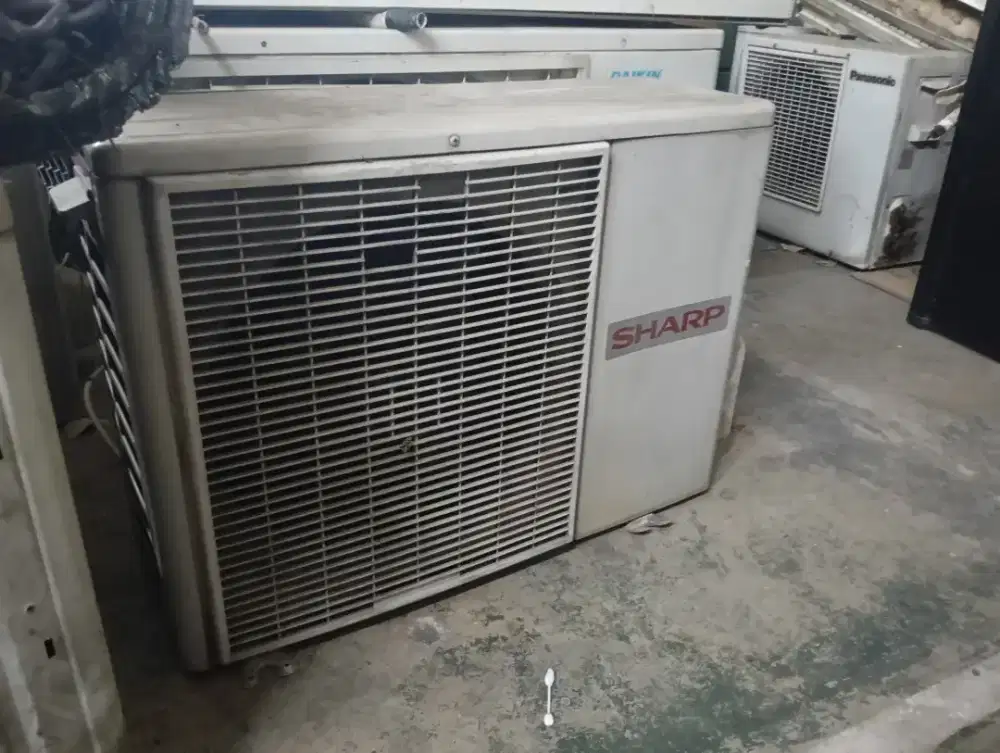 Bongkar pasang AC baru dan bekas.