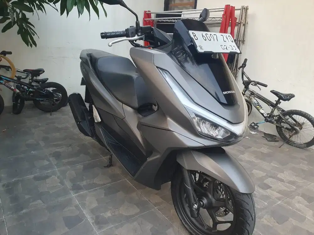 Dijual PCX CBS 160 WARNA SILVER TAHUN 2026 ISTIMEWA
