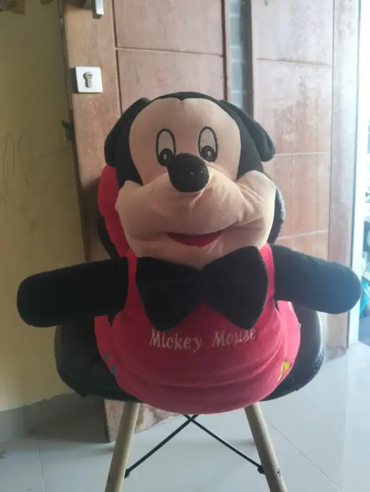 Boneka sofa odong-odong Mickey Mouse