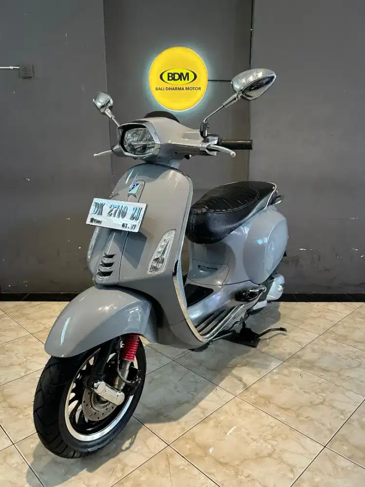 DP 3,5 JT / BUNGA MENURUN 2% / PIAGGIO VESPA SPRINT TAHUN 2022