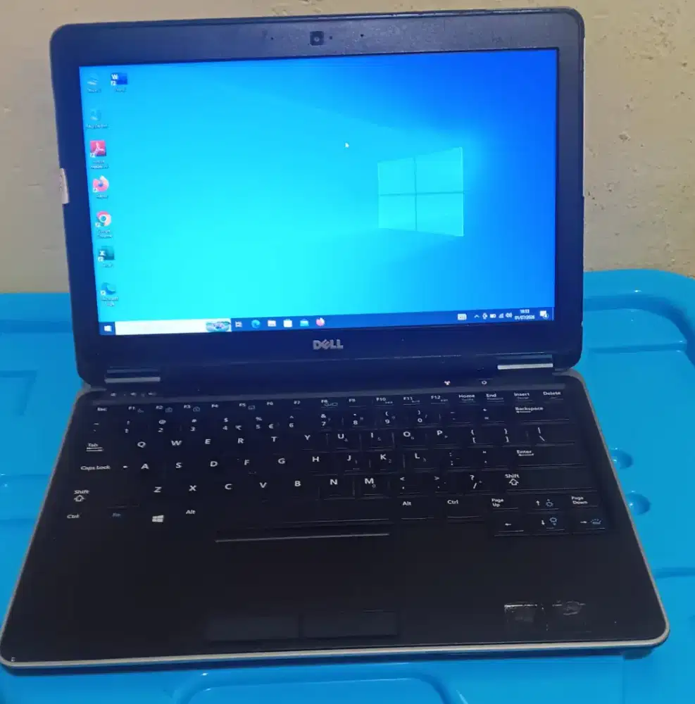 Laptop dell core i5 SSD 256gb ok siap pakai