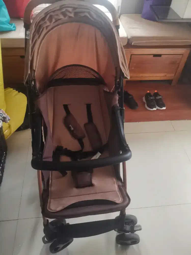 stroller bayi merk chris&ollins layak pakai murah