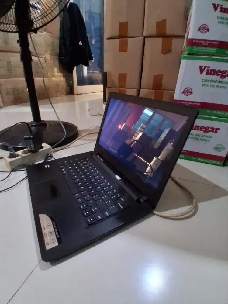 Lenovo ideapad  AMD A9-9400 RADEON R5 SIAP PAKAI