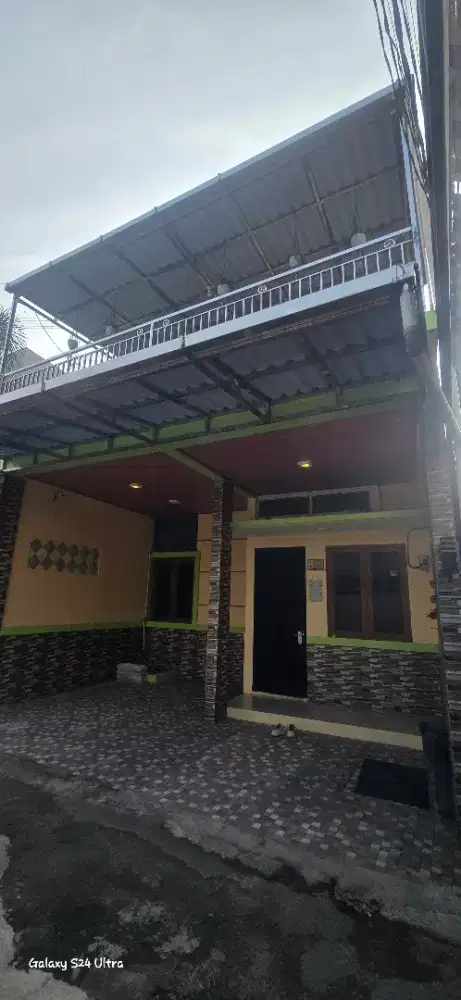 Disewakan 1 Unit Rumah Townhouse