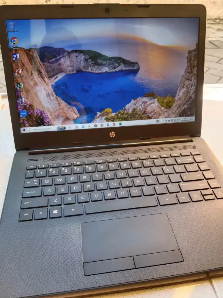 RAM 8 SSD 256 GB NGEBUT LAPTOP KULIAH/KERJA NORMAL SIAP PAKAI