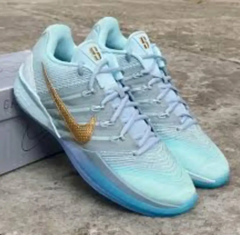 Sepatu Nike Sabrina 3
