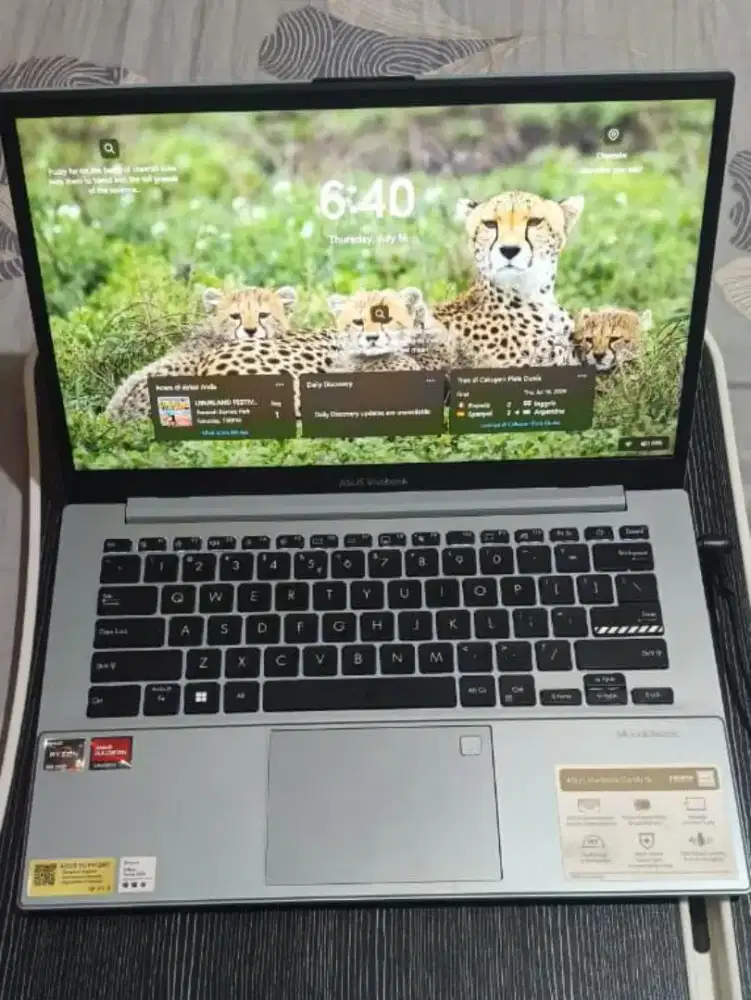 DIJUAL ASUS Vivobook 14 Ryzen 5 7520U | RAM 16GB | SSD 512GB