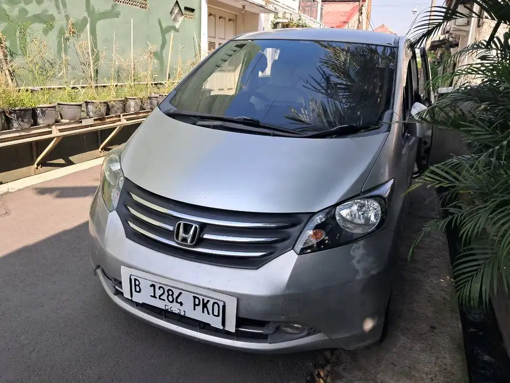 Honda Freed 1.5 E at 2011