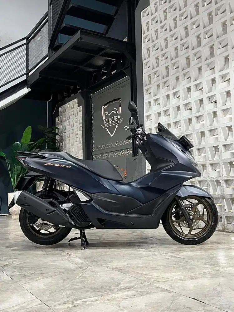 Terbatas!!Honda PCX 160 ABS th 2024 - Ayu mustika