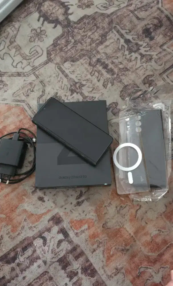 Samsung galaxy z fold 3