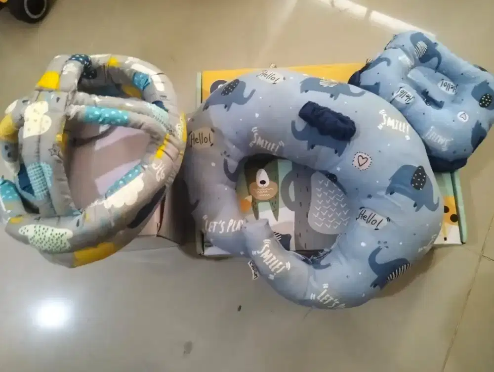 Pelindung kepala bayi dan bantal dot / penyangga bayi