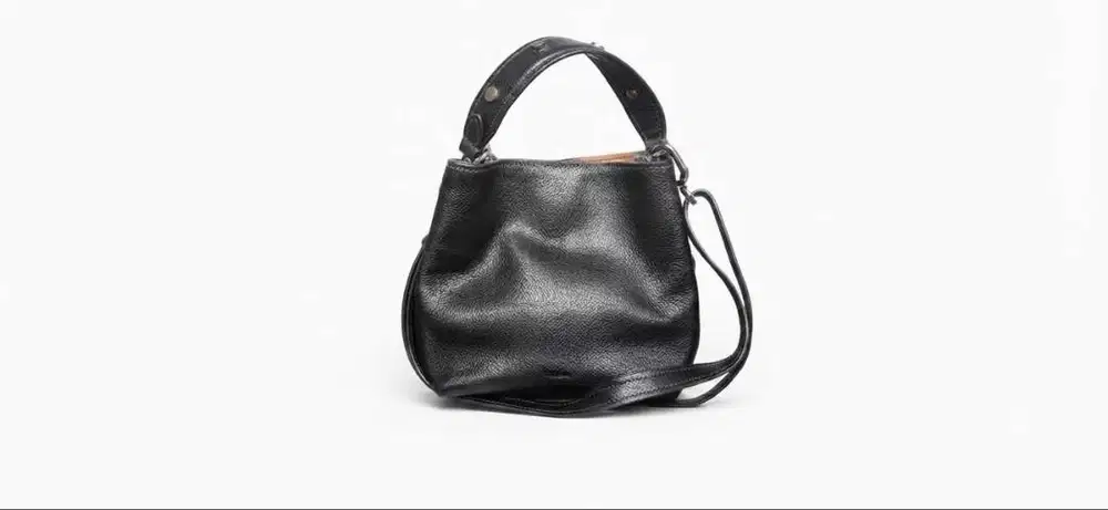 Tas fossil original