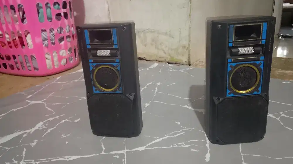 Satu set speaker pasif suara sangat bagus stereo