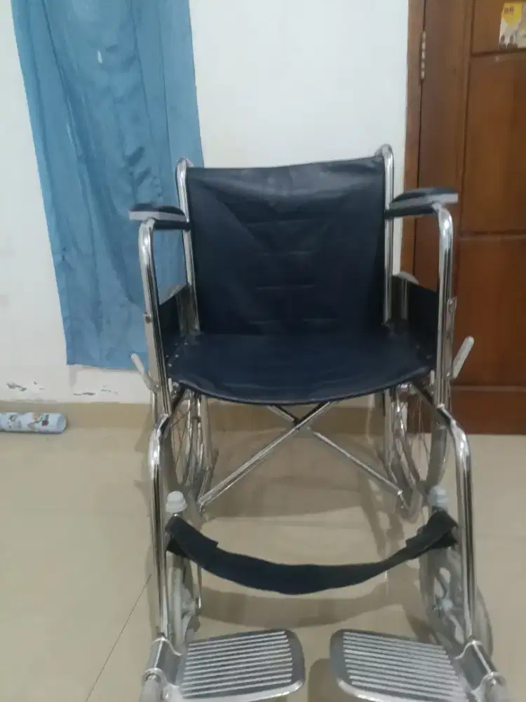 Kursi roda masih bagus