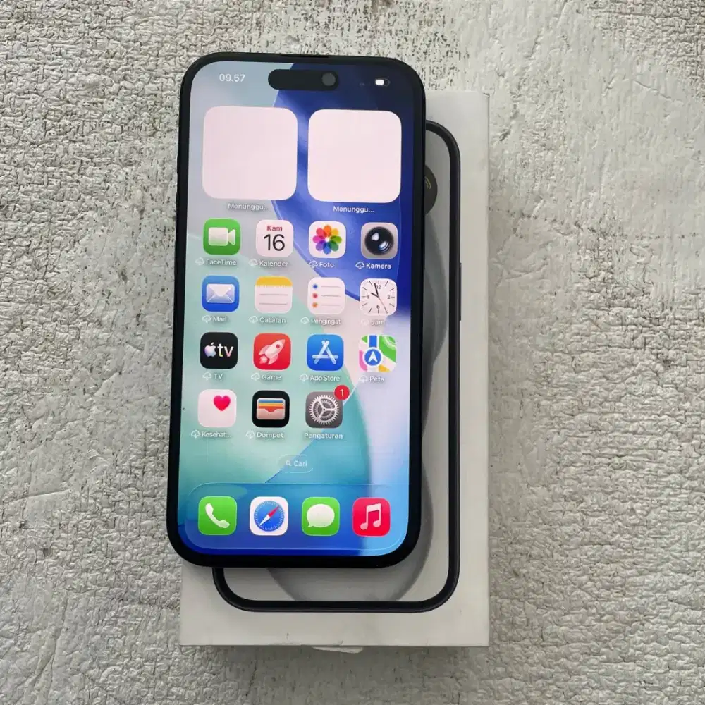 iPhone 15 iBox Warna Hitam 128GB