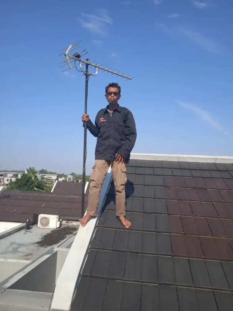 Menerima Pasang Antena TV