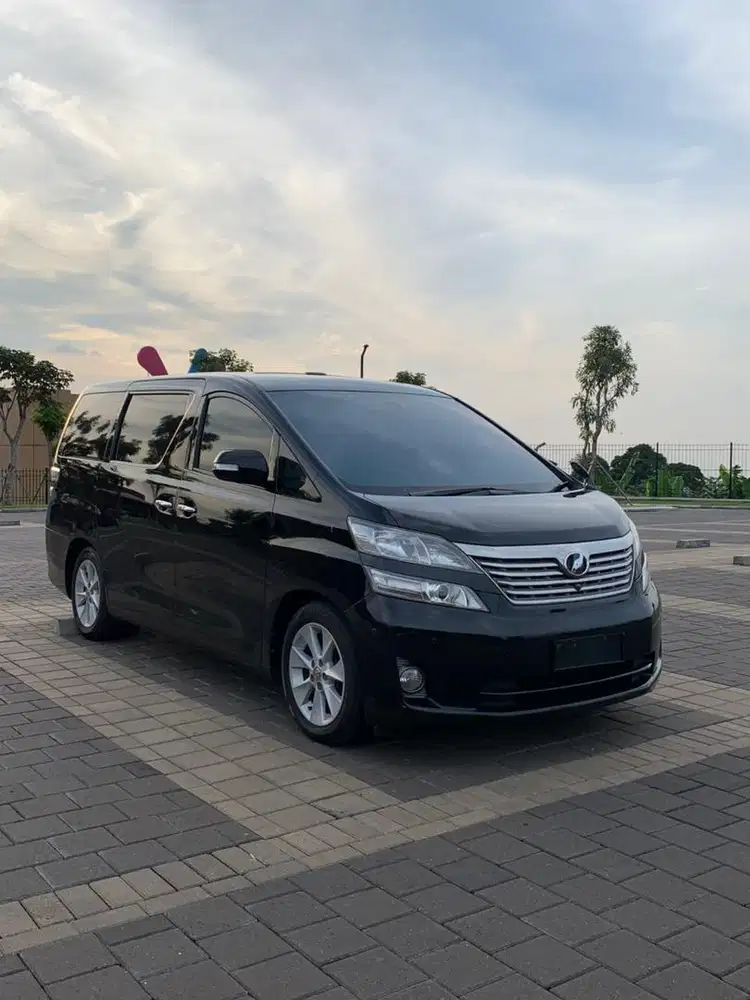 Toyota Vellfire 2010 Bensin