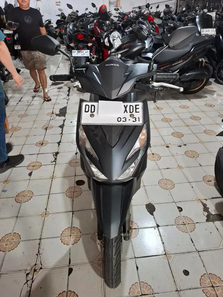 Honda Beat Deluxe Keyles 2026 hitam