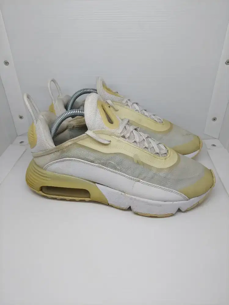 Sepatu Nike Air Max 2090 - Size 42