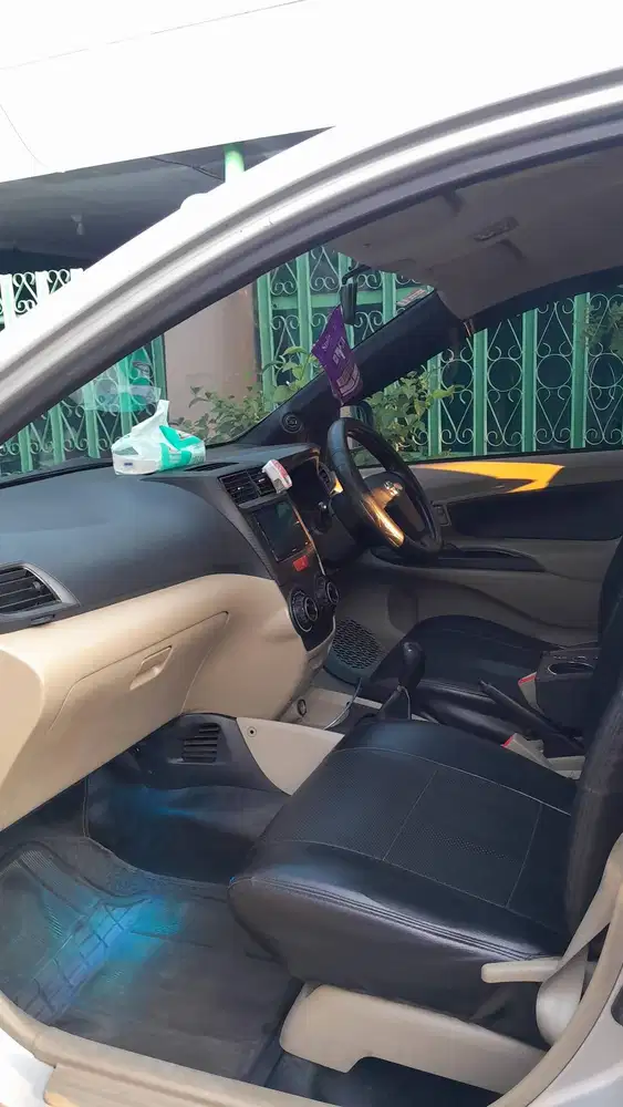 Dijual avanza 2012